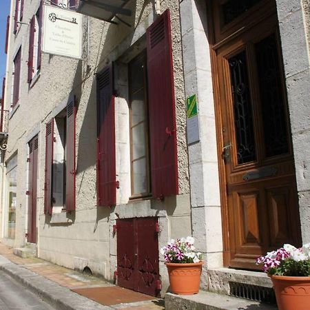 Castillonnès L'Entree Chambres D'Hotes Bar & Restaurant מראה חיצוני תמונה