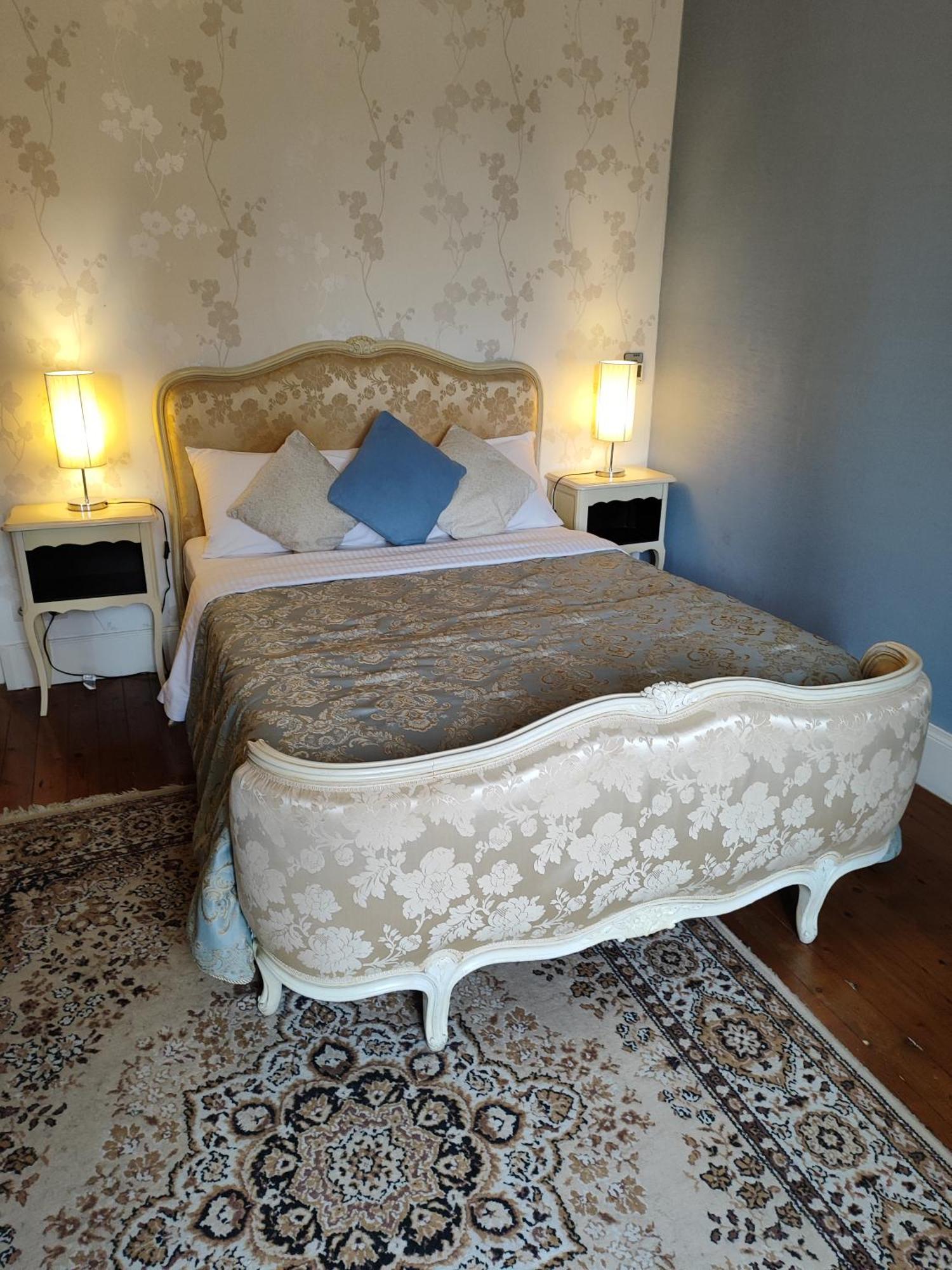 Castillonnès L'Entree Chambres D'Hotes Bar & Restaurant מראה חיצוני תמונה