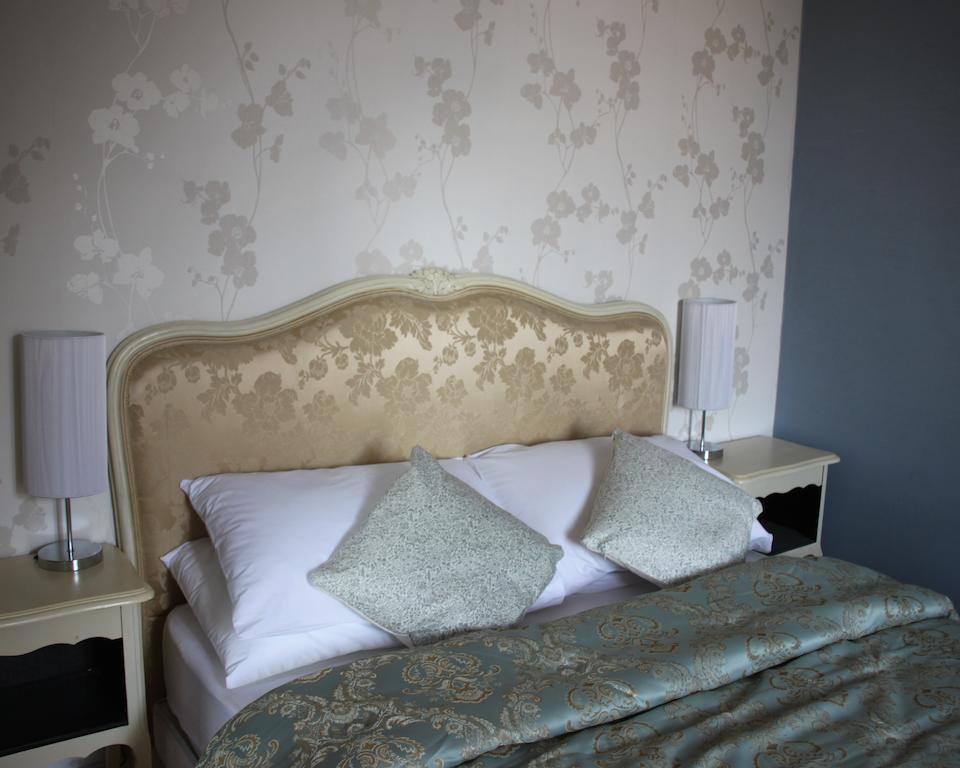 Castillonnès L'Entree Chambres D'Hotes Bar & Restaurant חדר תמונה