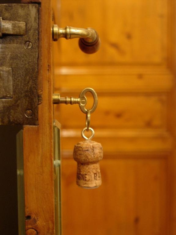 Castillonnès L'Entree Chambres D'Hotes Bar & Restaurant מראה חיצוני תמונה